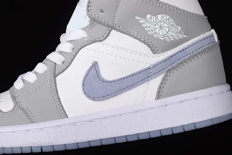 All Categories Air Jordan Jordan Series Basketball Shoes Air Jordan 1 Mid Air Jordan 1 Mid AJ1 Joe 1 Wolf Gray Mid-top Casual Sports Shoes BQ6472-105